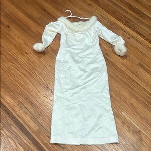 Elegant White Satin Gown with Fur Trim